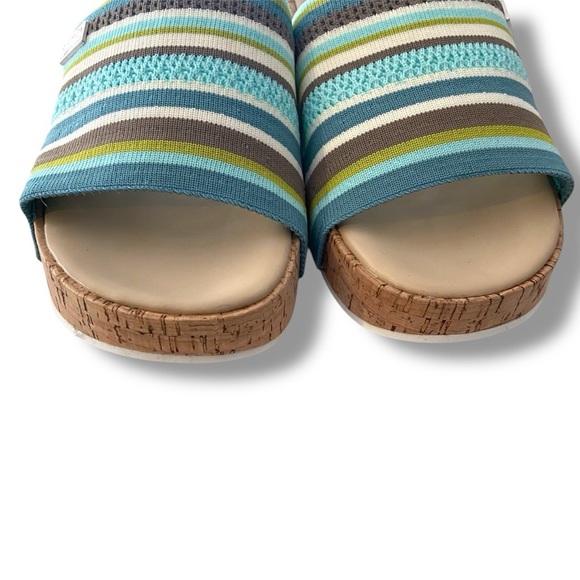 Kenneth Cole Reaction Maila Stretch Aqua Multi Wedge Slide - Picture 3 of 7